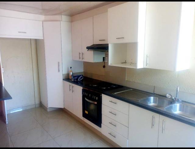 3 BEDROOM PROPERTY TO RENT IN GLEN RIDGE